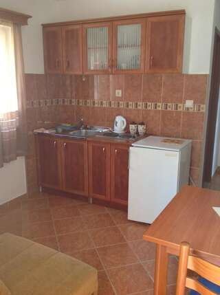 Апартаменты Apartments Kordic Будва Апартаменты с балконом-4