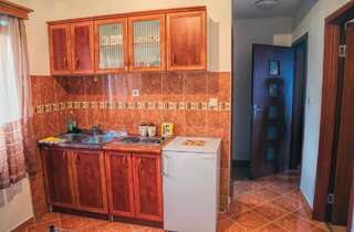 Апартаменты Apartments Kordic Будва Апартаменты с балконом-11